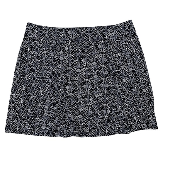 RipSkirt Hawaii Wrap Skirt Length 1 Adjustable Waist Black White Size Medium - Picture 2 of 7